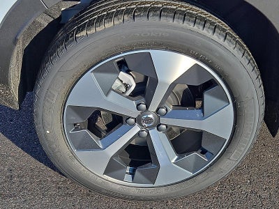 2026 Volvo XC40 B5 AWD Plus