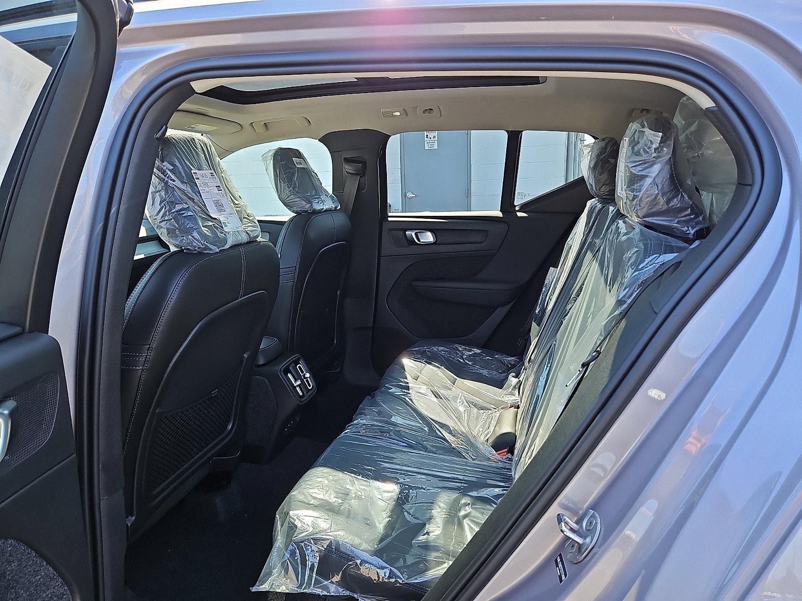 2026 Volvo XC40 B5 AWD Plus