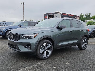 2026 Volvo XC40 B5 AWD Plus