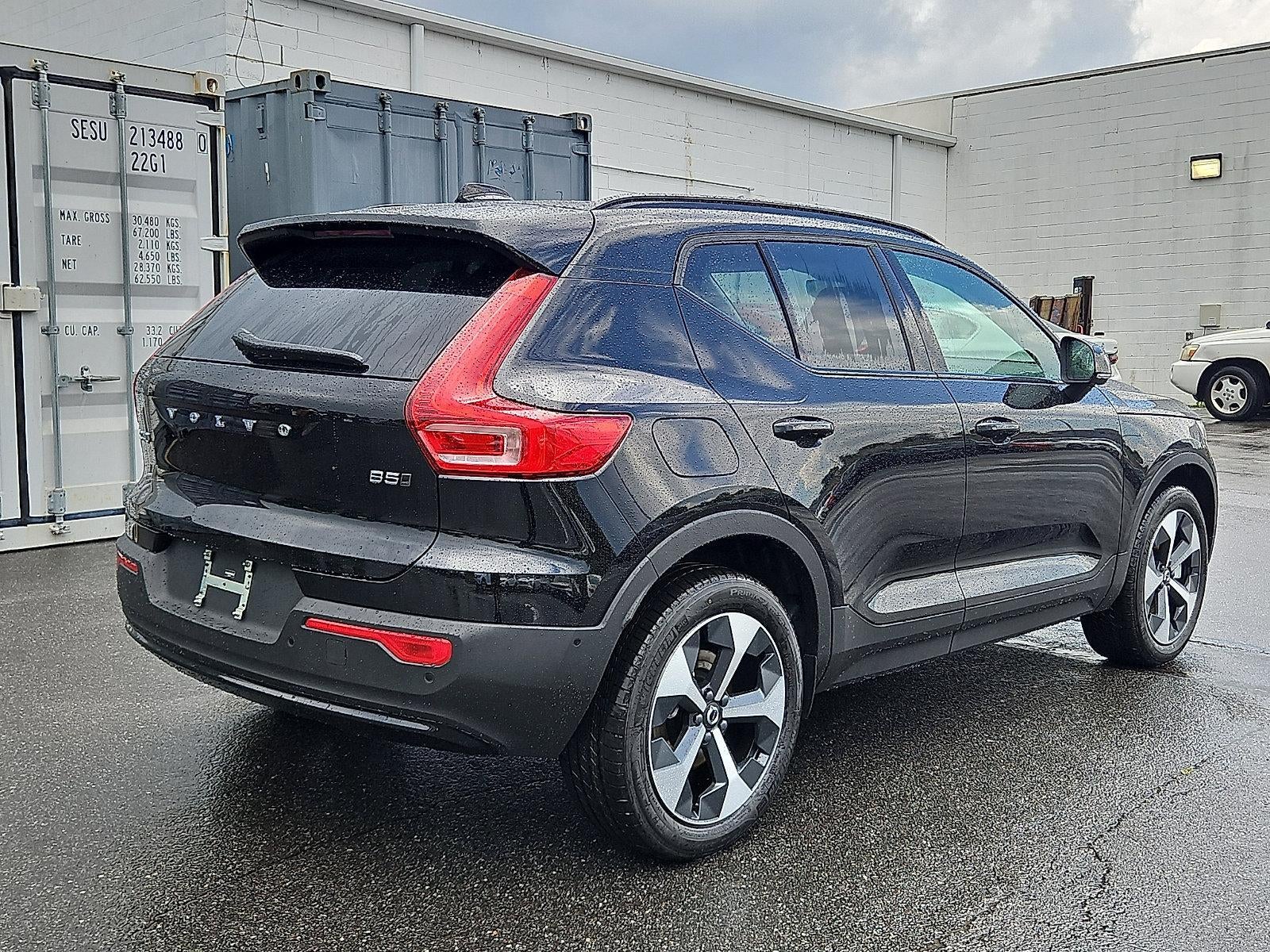 2026 Volvo XC40 B5 AWD Plus