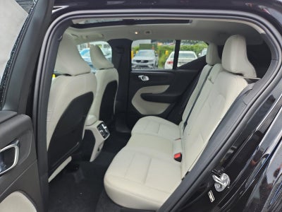 2026 Volvo XC40 B5 AWD Plus