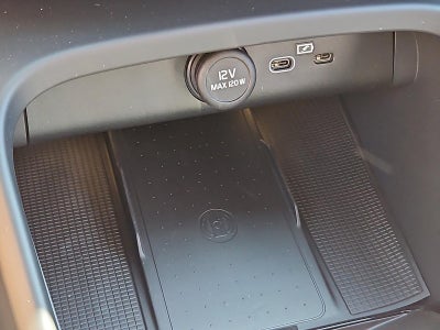 2026 Volvo XC40 B5 AWD Plus