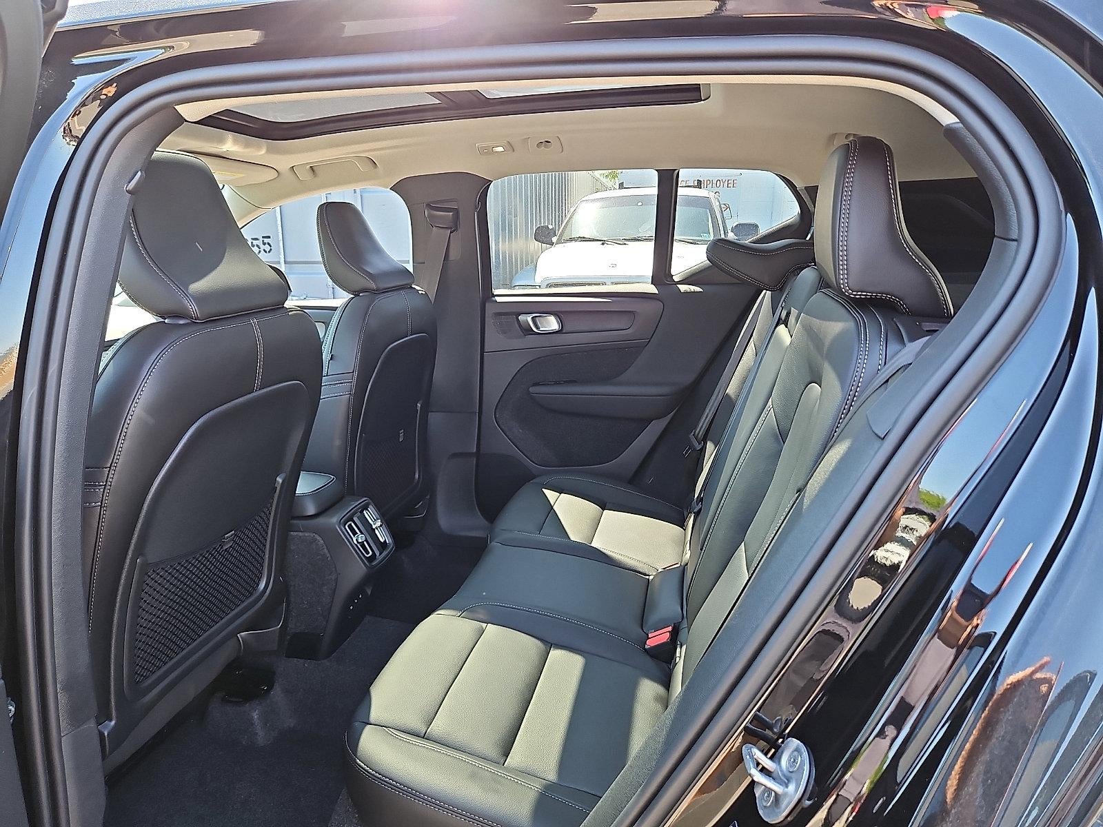 2026 Volvo XC40 B5 AWD Plus