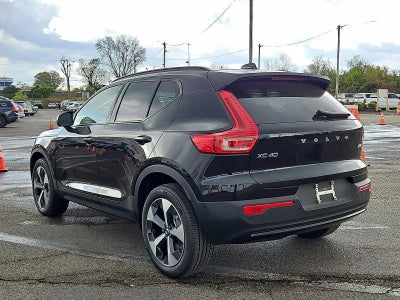 2026 Volvo XC40 B5 AWD Plus