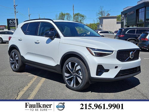 2026 Volvo XC40 B5 AWD Plus