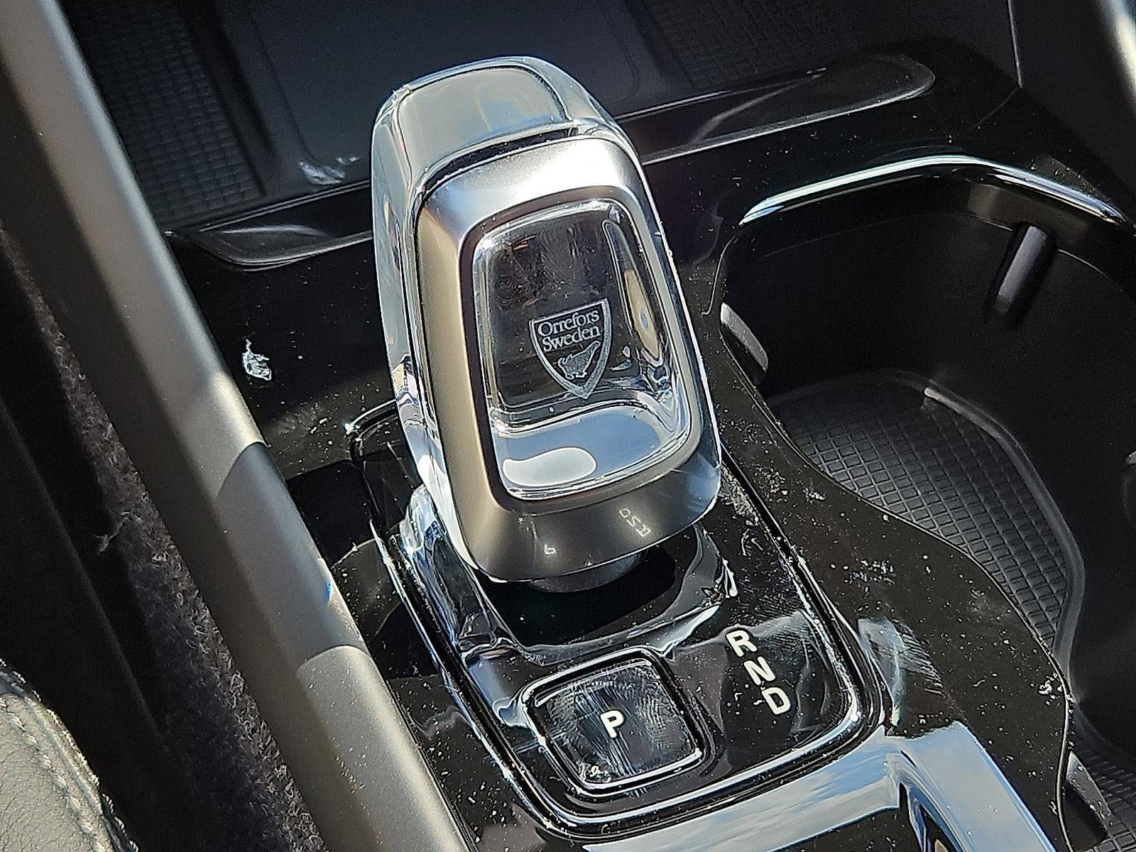 2026 Volvo XC40 B5 AWD Plus