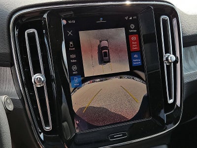 2026 Volvo XC40 B5 AWD Plus