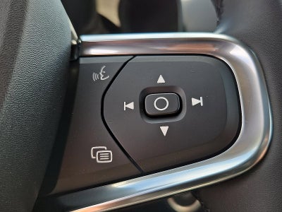 2026 Volvo XC40 B5 AWD Plus