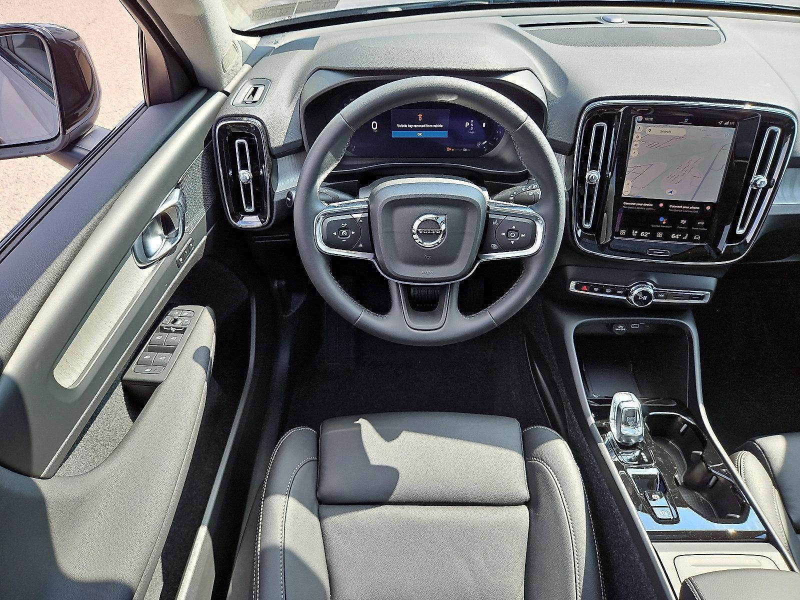 2026 Volvo XC40 B5 AWD Plus