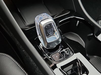 2026 Volvo XC40 B5 AWD Plus