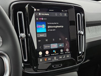 2026 Volvo XC40 B5 AWD Plus