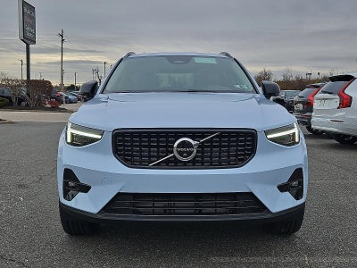 2026 Volvo XC40 B5 AWD Plus