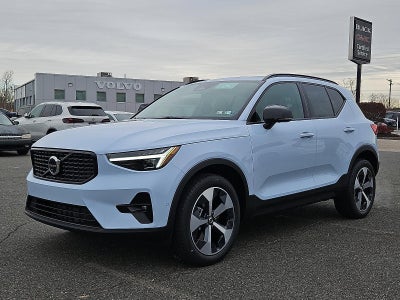 2026 Volvo XC40 B5 AWD Plus