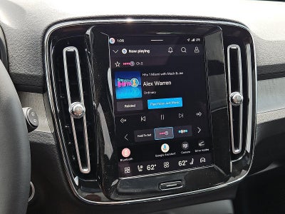 2026 Volvo XC40 B5 AWD Plus