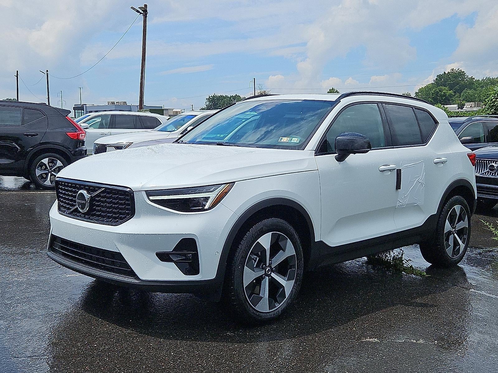 2026 Volvo XC40 B5 AWD Plus