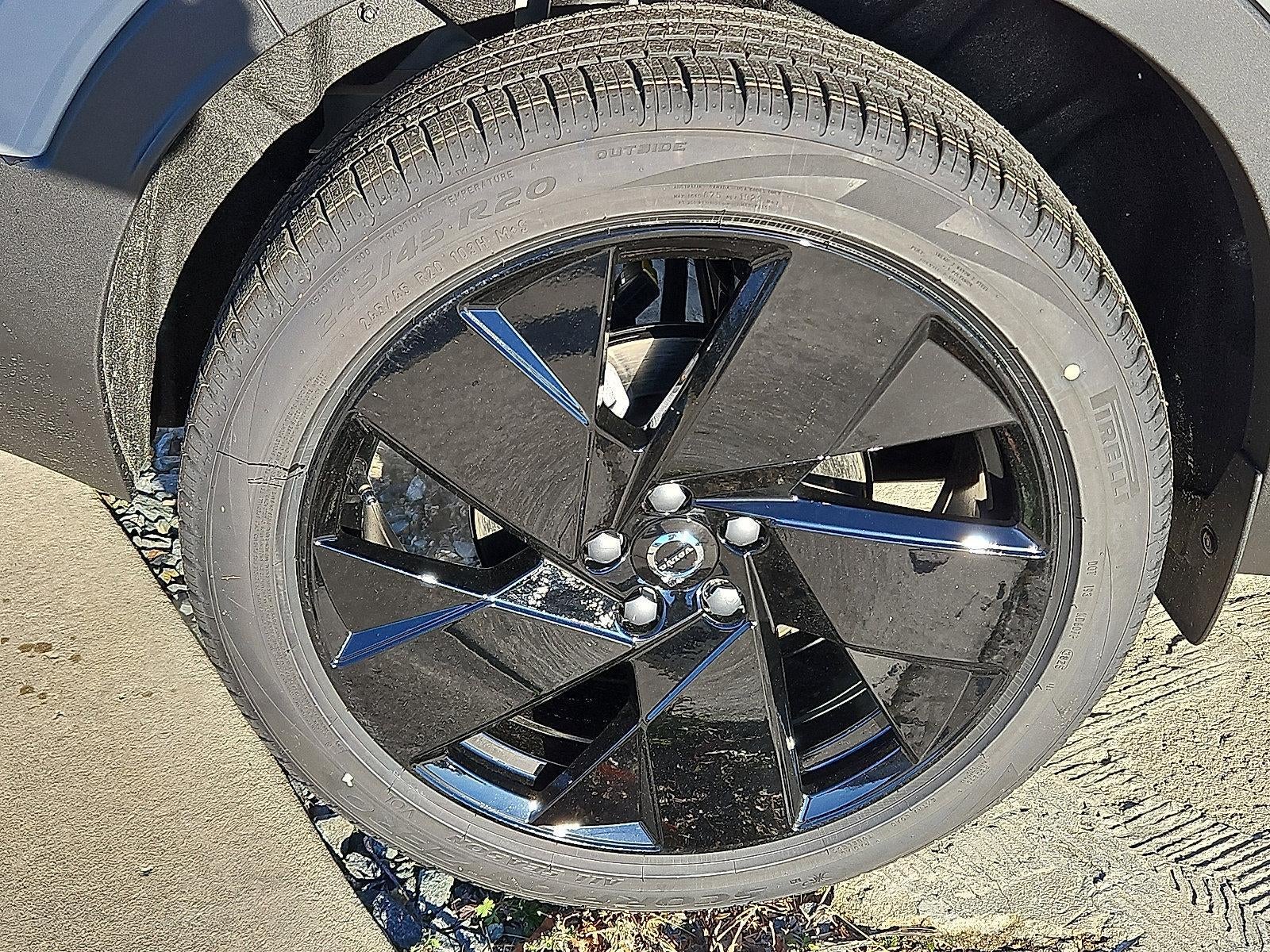 2026 Volvo XC40 B5 AWD Ultra Black Edition