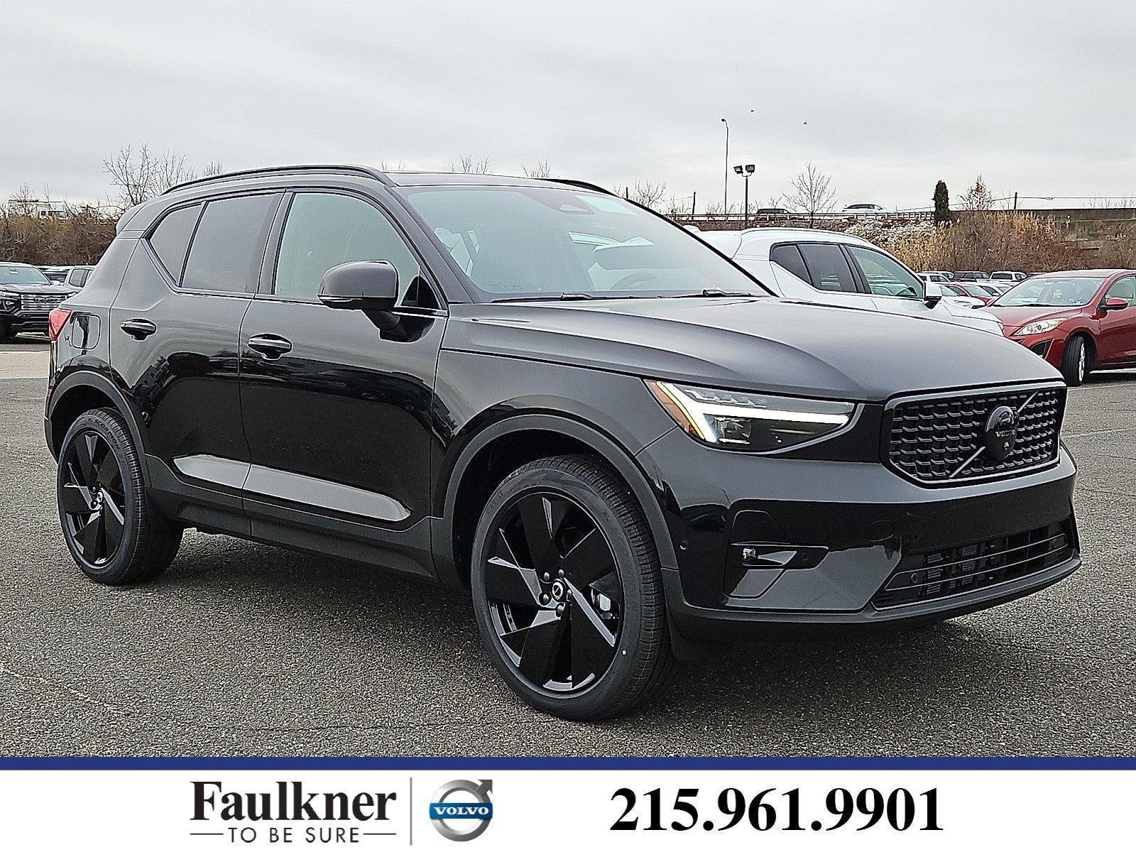 2026 Volvo XC40 B5 AWD Ultra Black Edition