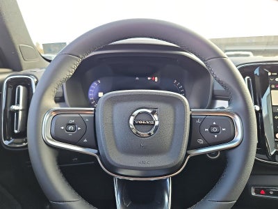 2026 Volvo XC40 B5 AWD Ultra Black Edition