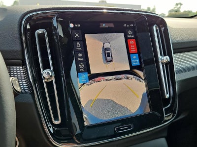 2026 Volvo XC40 B5 AWD Ultra Black Edition