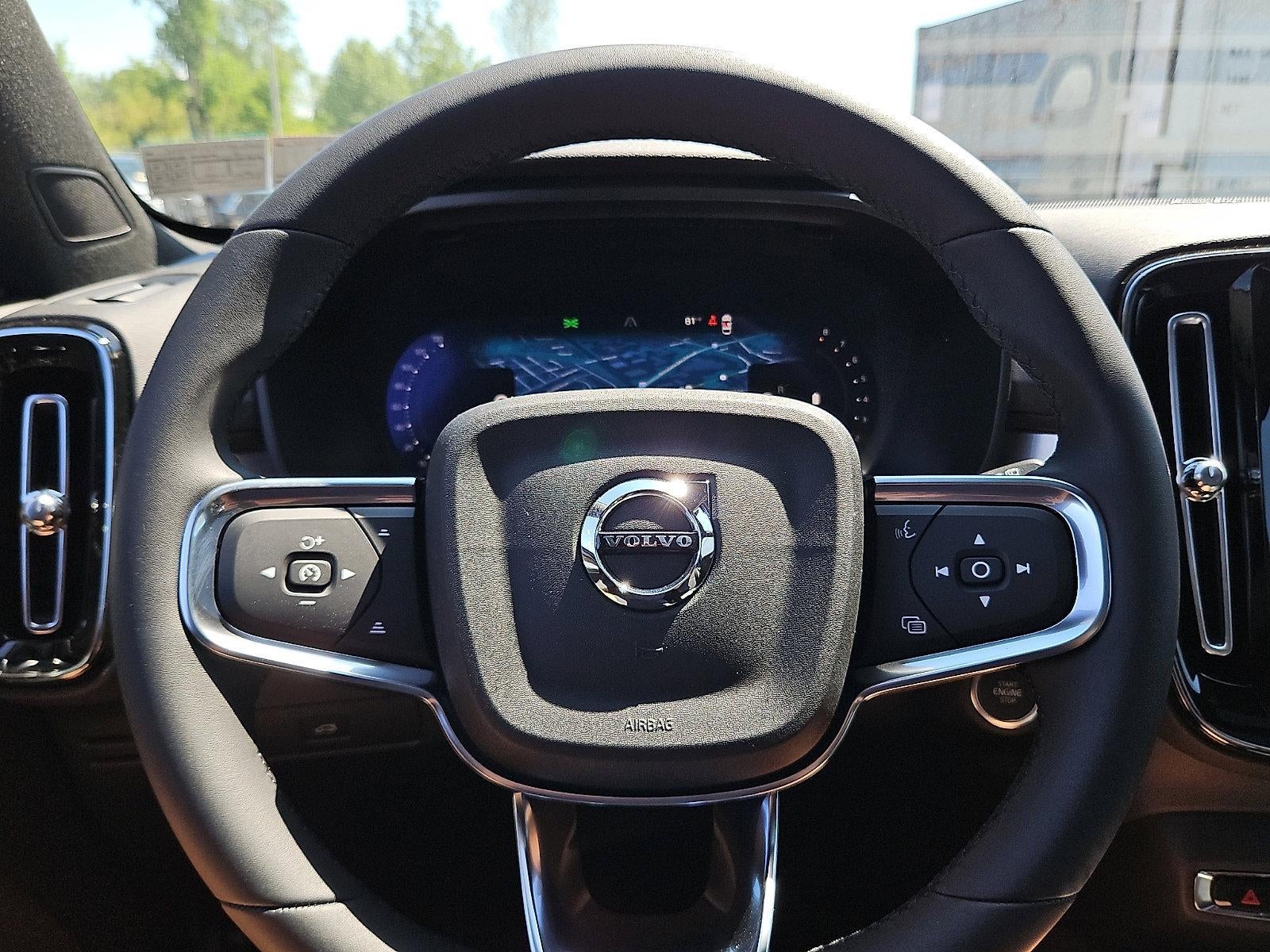 2026 Volvo XC40 B5 AWD Ultra Black Edition