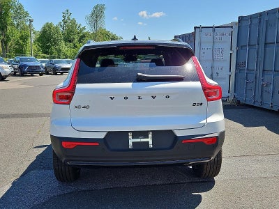 2026 Volvo XC40 B5 AWD Ultra Black Edition