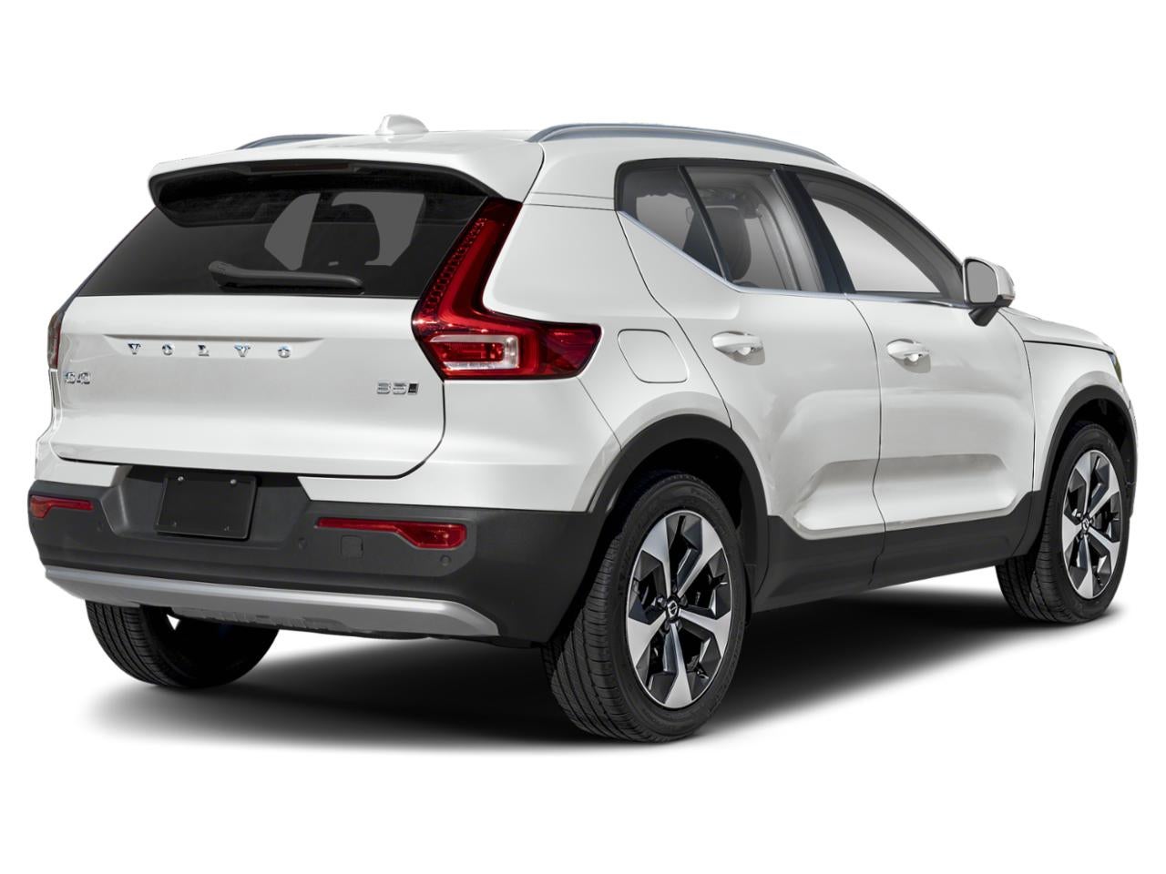 2025 Volvo XC40 B5 AWD Plus Bright Theme