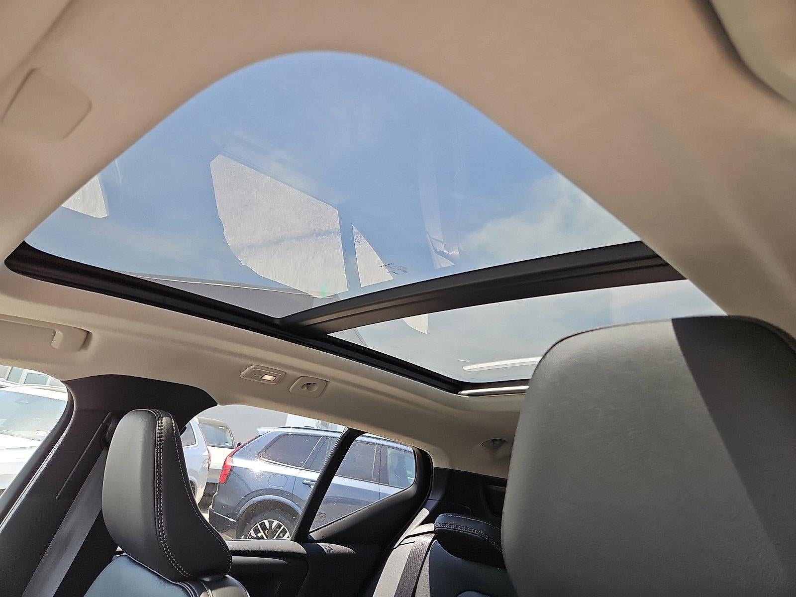 2026 Volvo XC40 B5 AWD Core