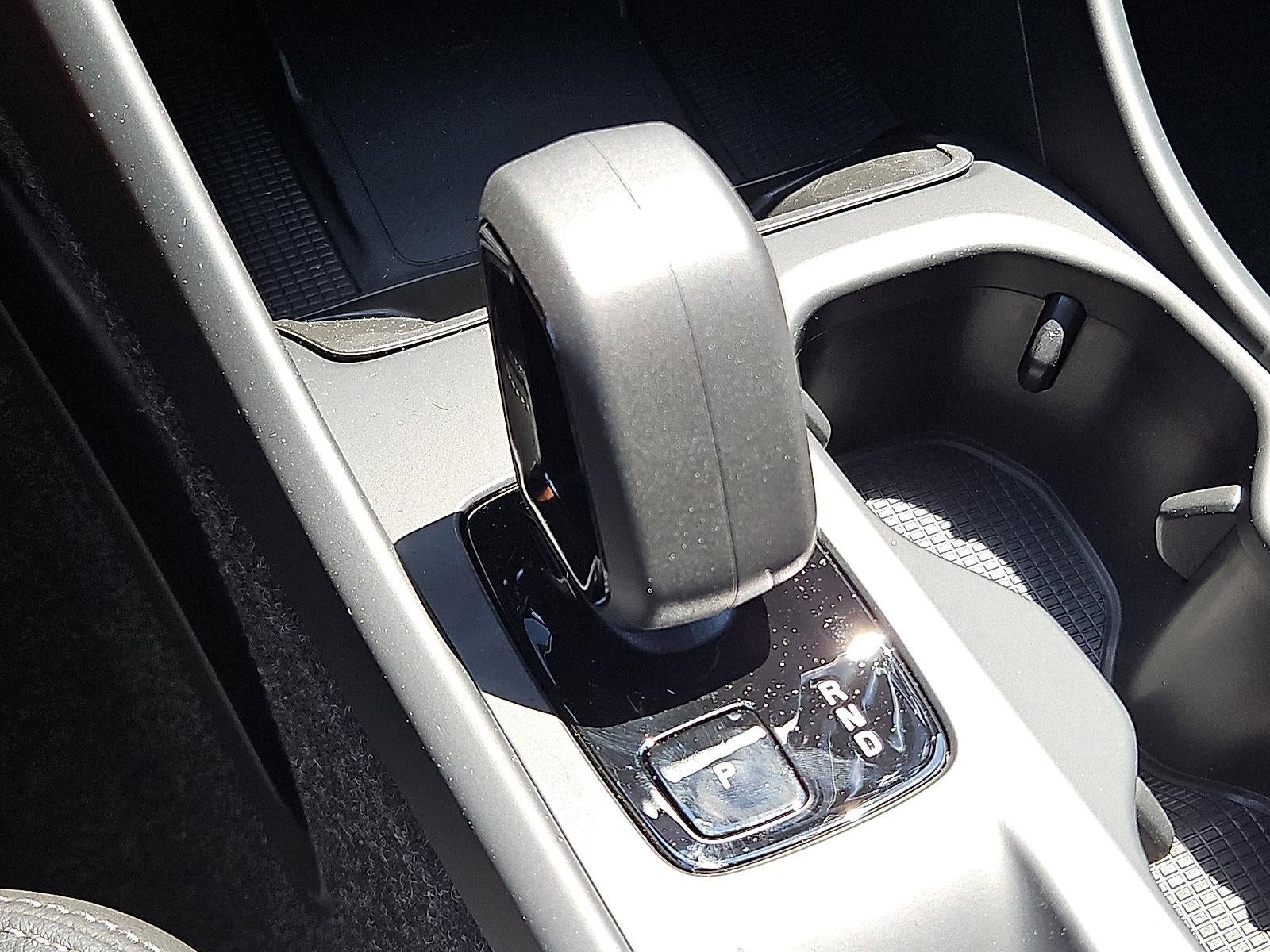 2026 Volvo XC40 B5 AWD Core