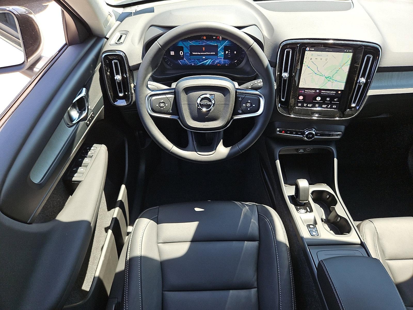 2026 Volvo XC40 B5 AWD Core