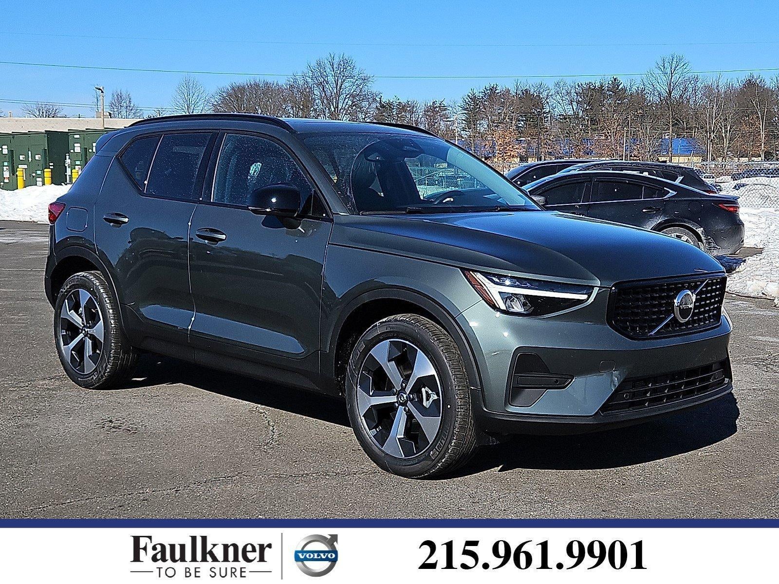 2026 Volvo XC40 B5 AWD Core