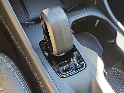 2026 Volvo XC40 B5 AWD Core