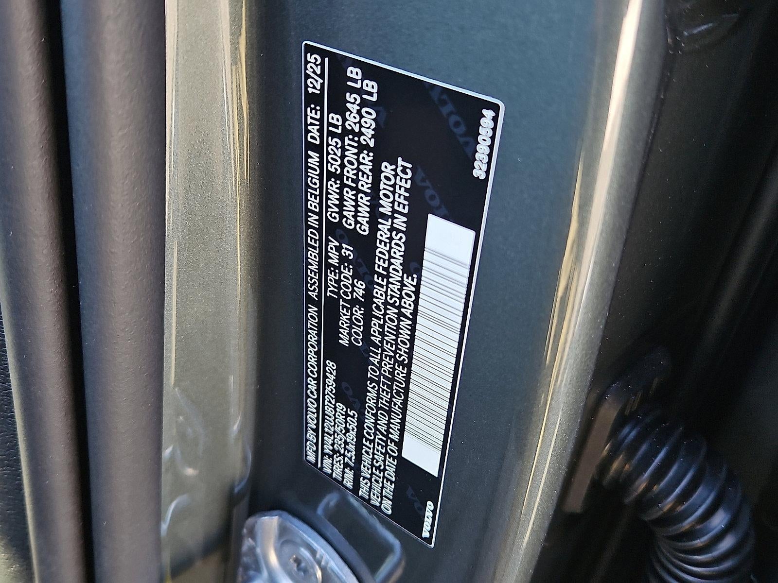 2026 Volvo XC40 B5 AWD Core