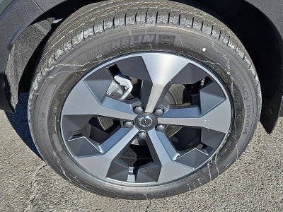 2026 Volvo XC40 B5 AWD Core