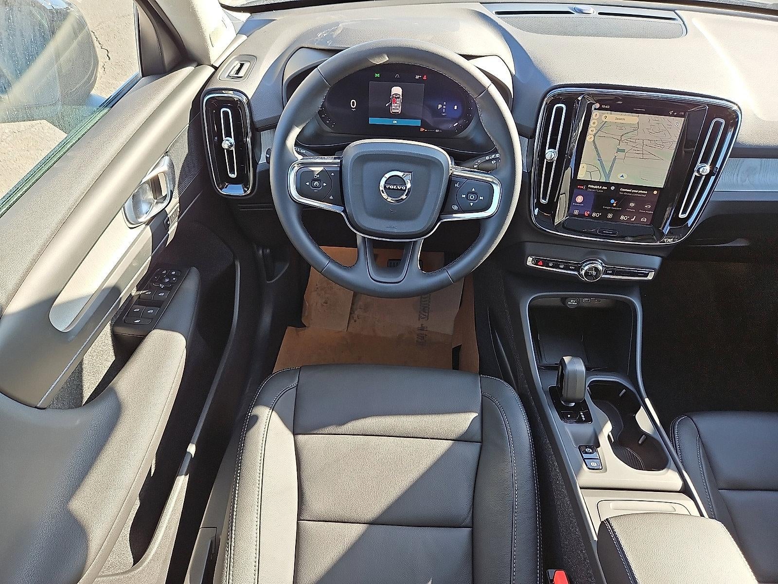 2026 Volvo XC40 B5 AWD Core