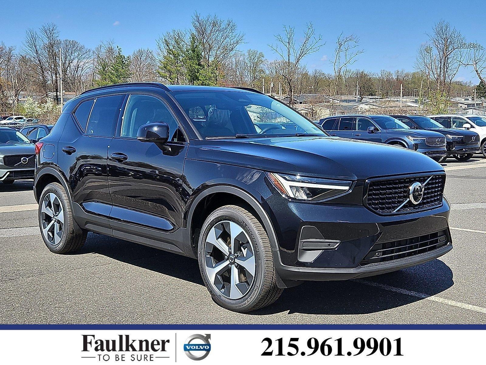 2026 Volvo XC40 B5 AWD Core