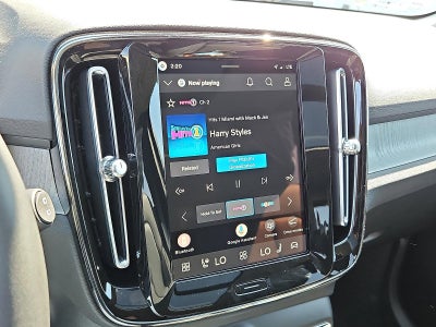 2026 Volvo XC40 B5 AWD Core