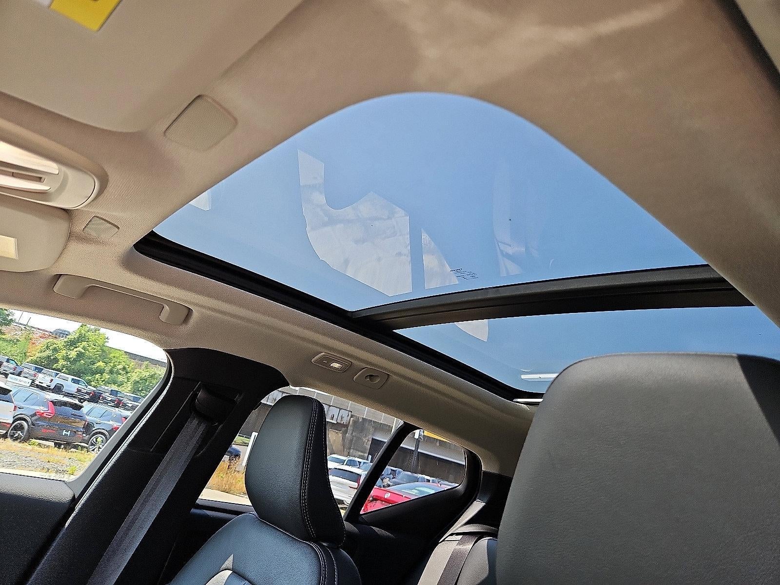 2026 Volvo XC40 B5 AWD Core