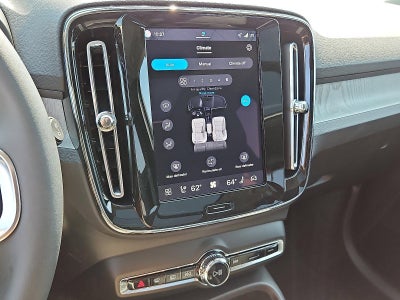 2026 Volvo XC40 B5 AWD Core