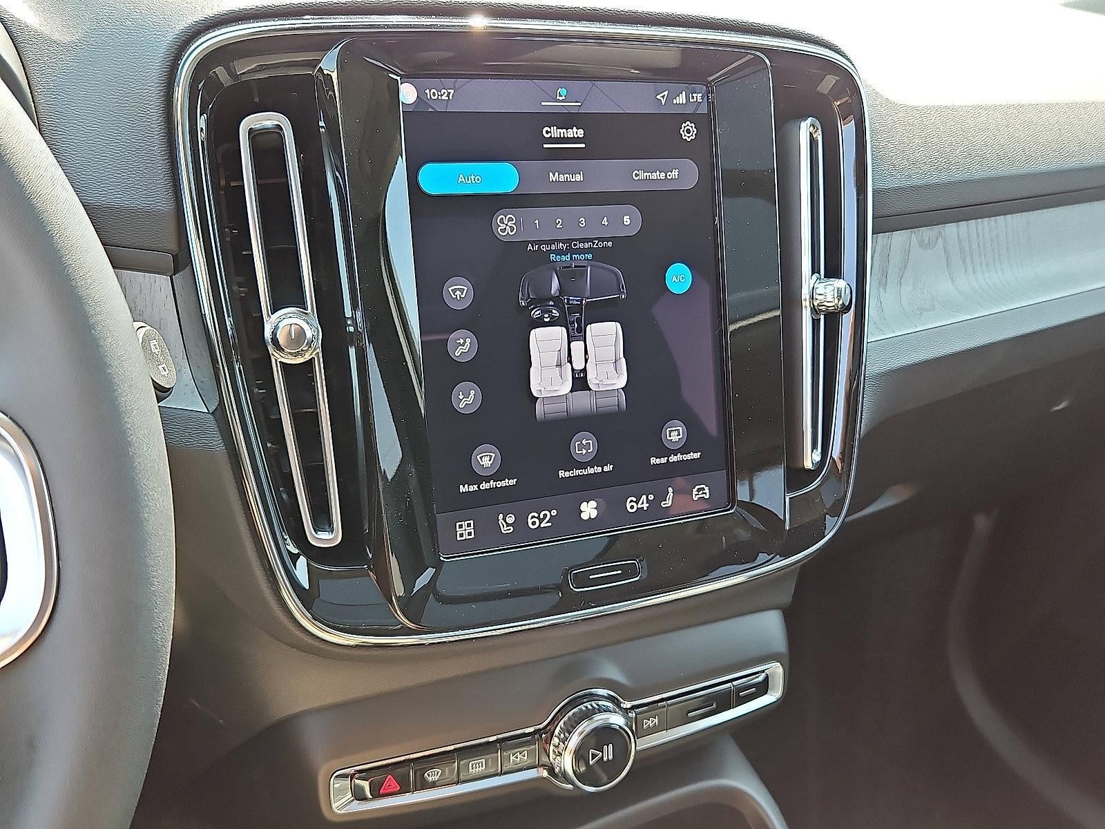 2026 Volvo XC40 B5 AWD Core