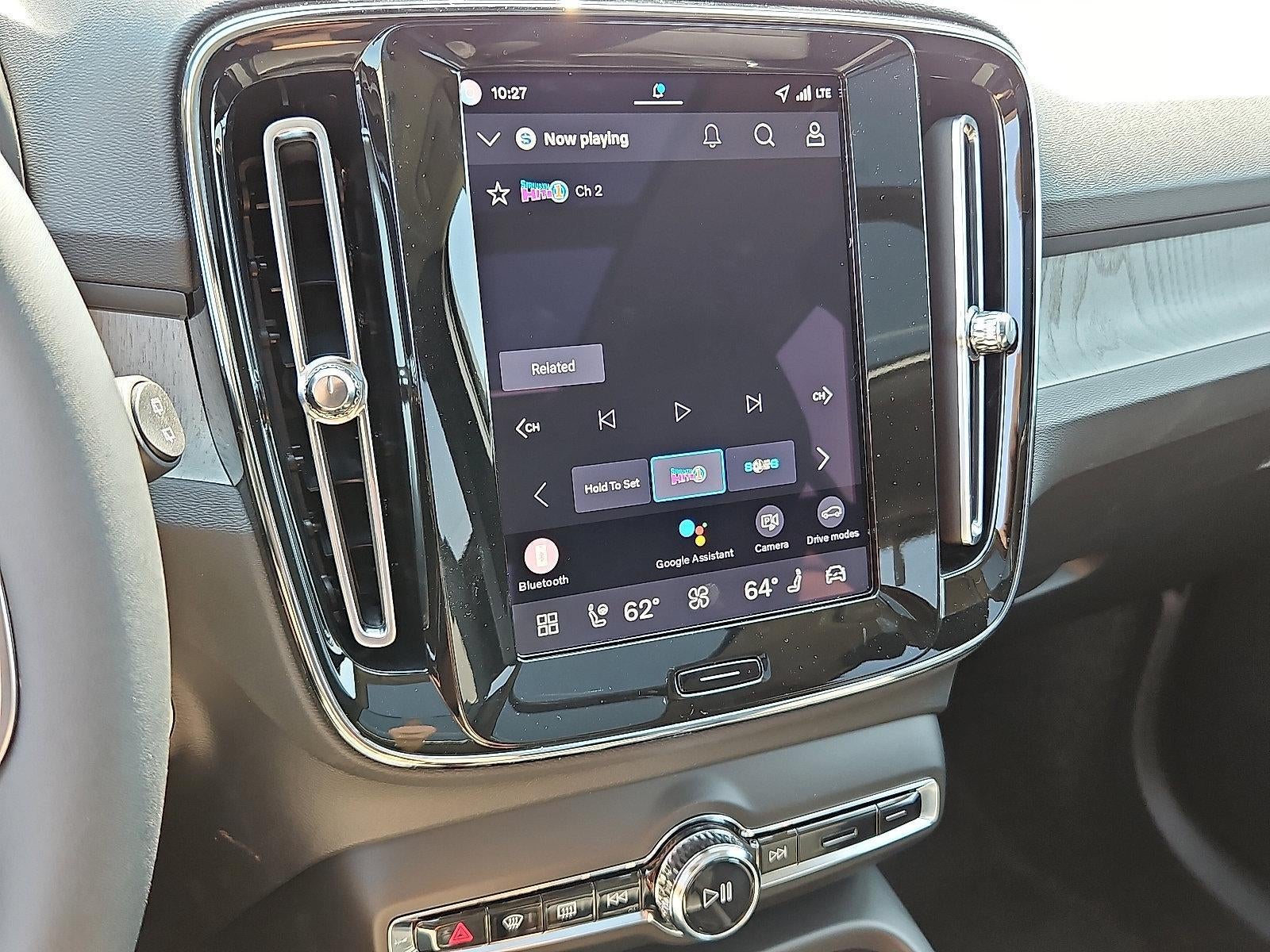 2026 Volvo XC40 B5 AWD Core