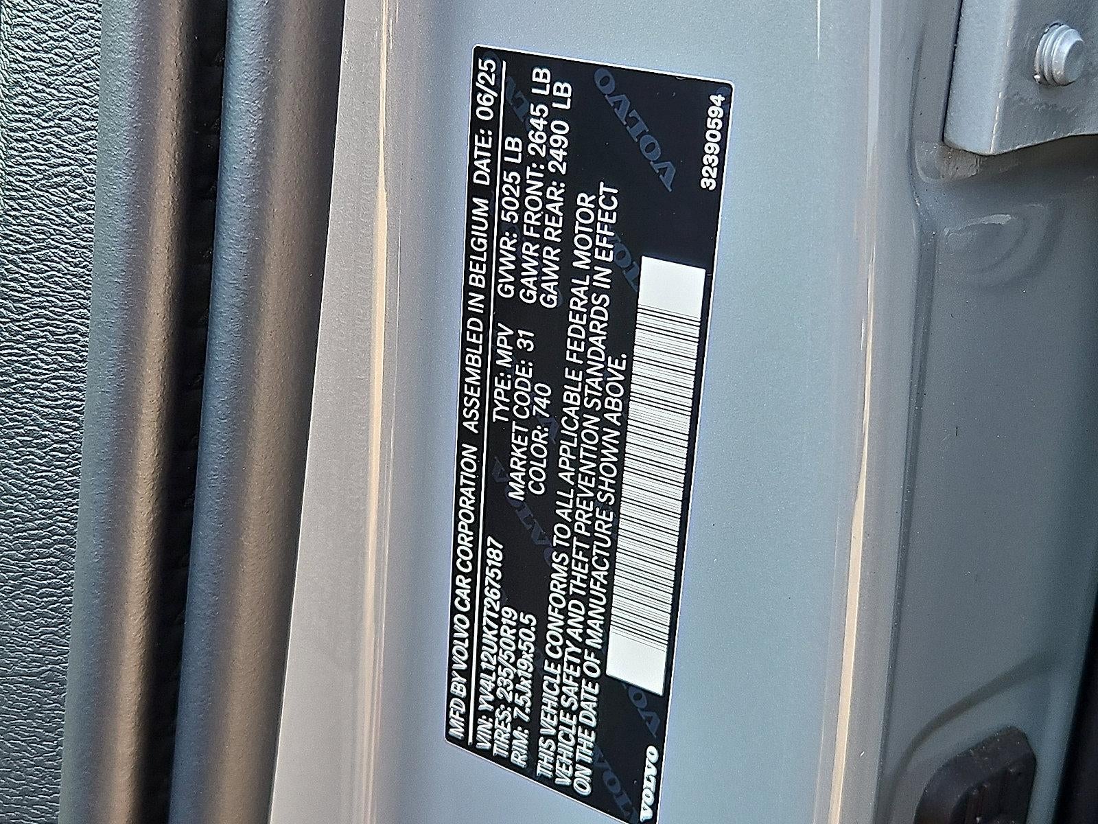 2026 Volvo XC40 B5 AWD Core