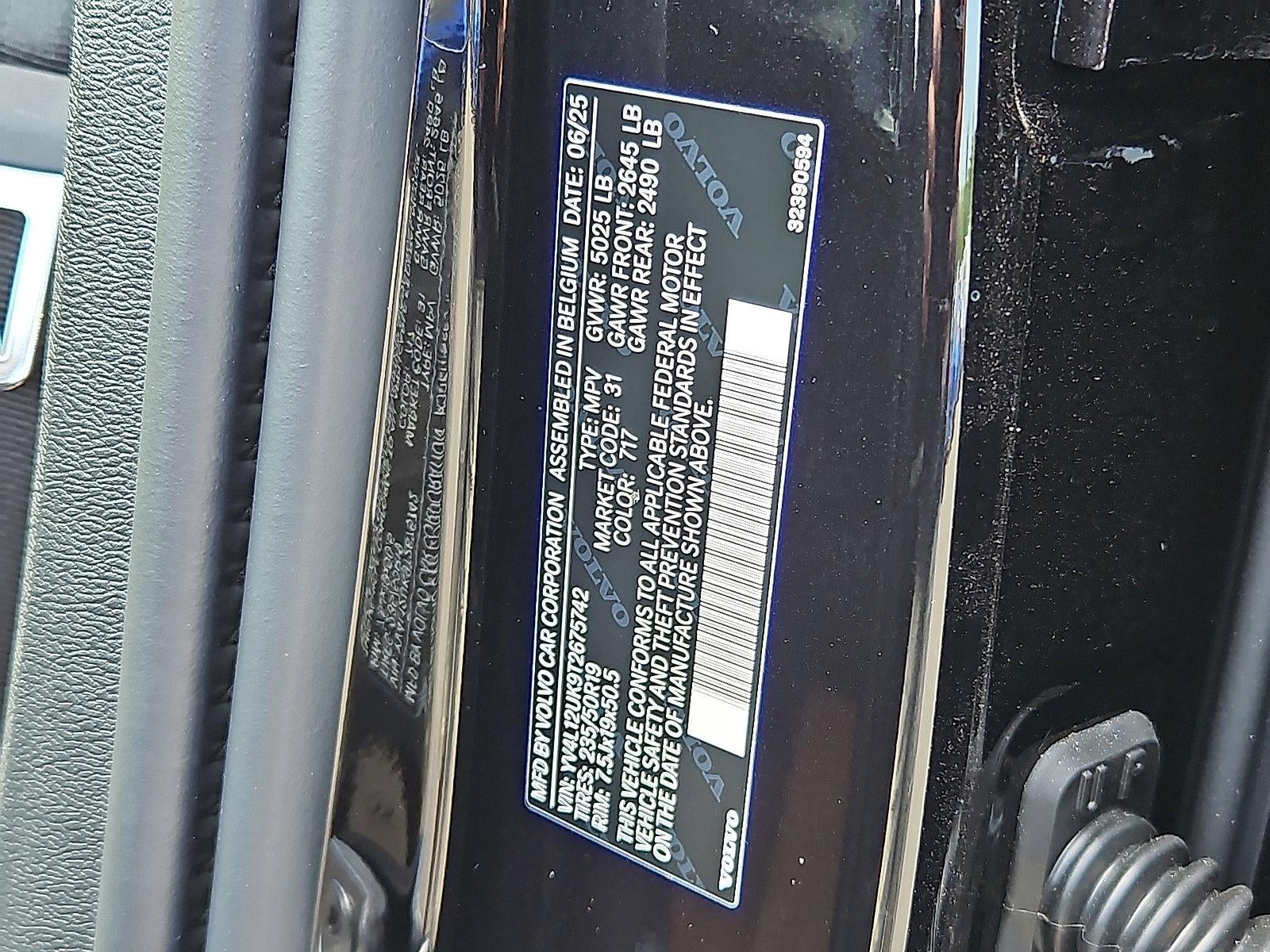 2026 Volvo XC40 B5 AWD Core