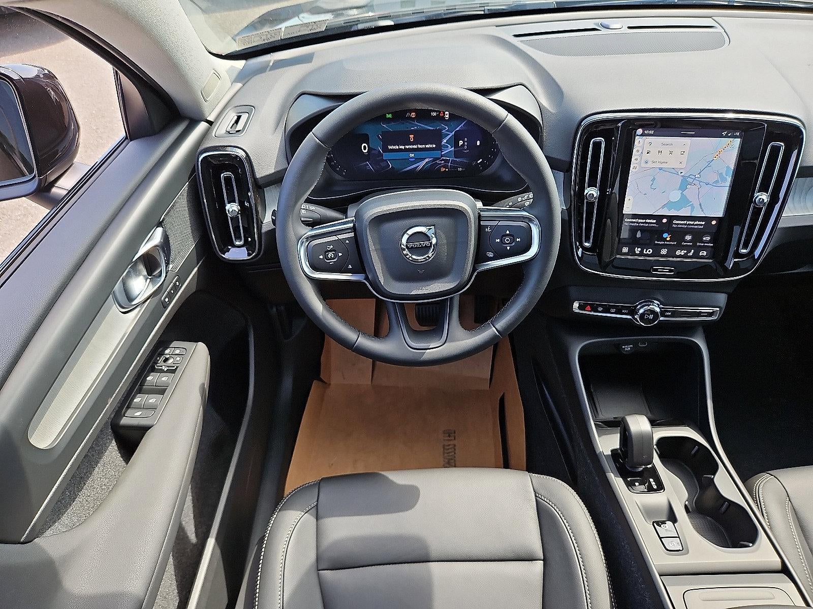 2026 Volvo XC40 B5 AWD Core