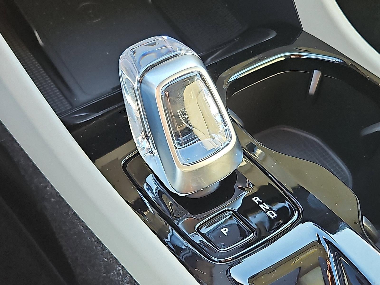 2026 Volvo XC40 B5 AWD Ultra