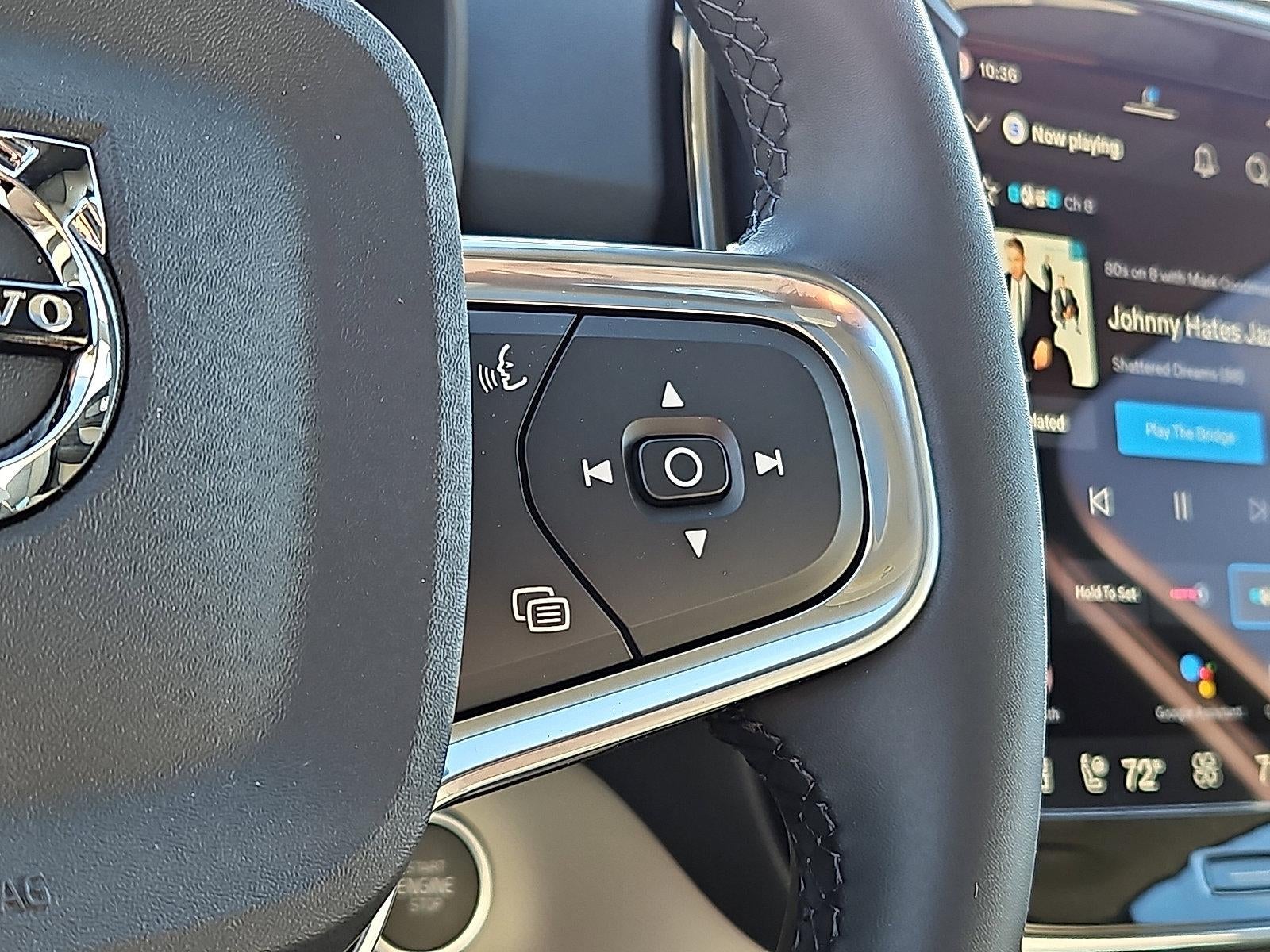 2026 Volvo XC40 B5 AWD Ultra