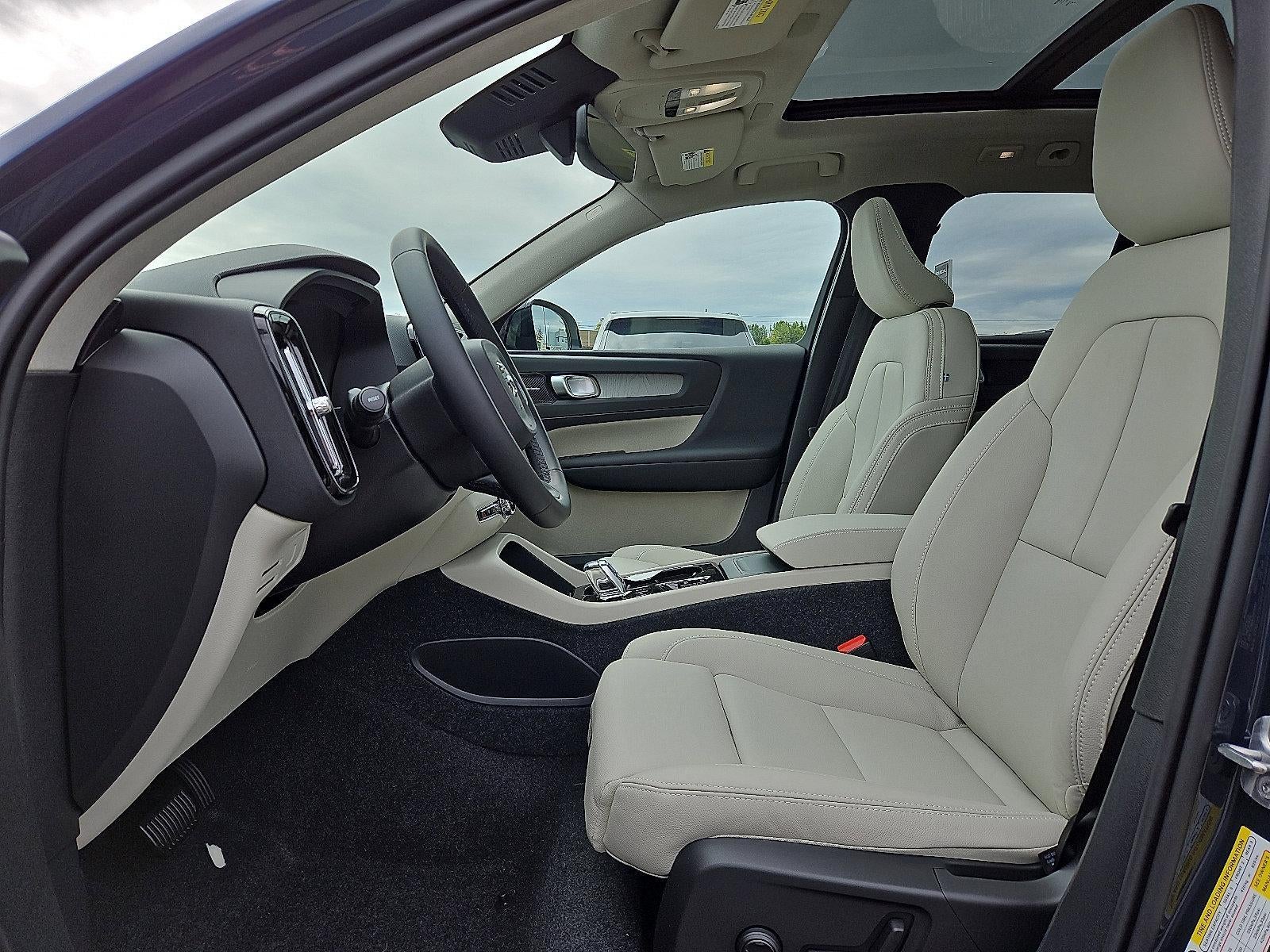 2026 Volvo XC40 B5 AWD Ultra