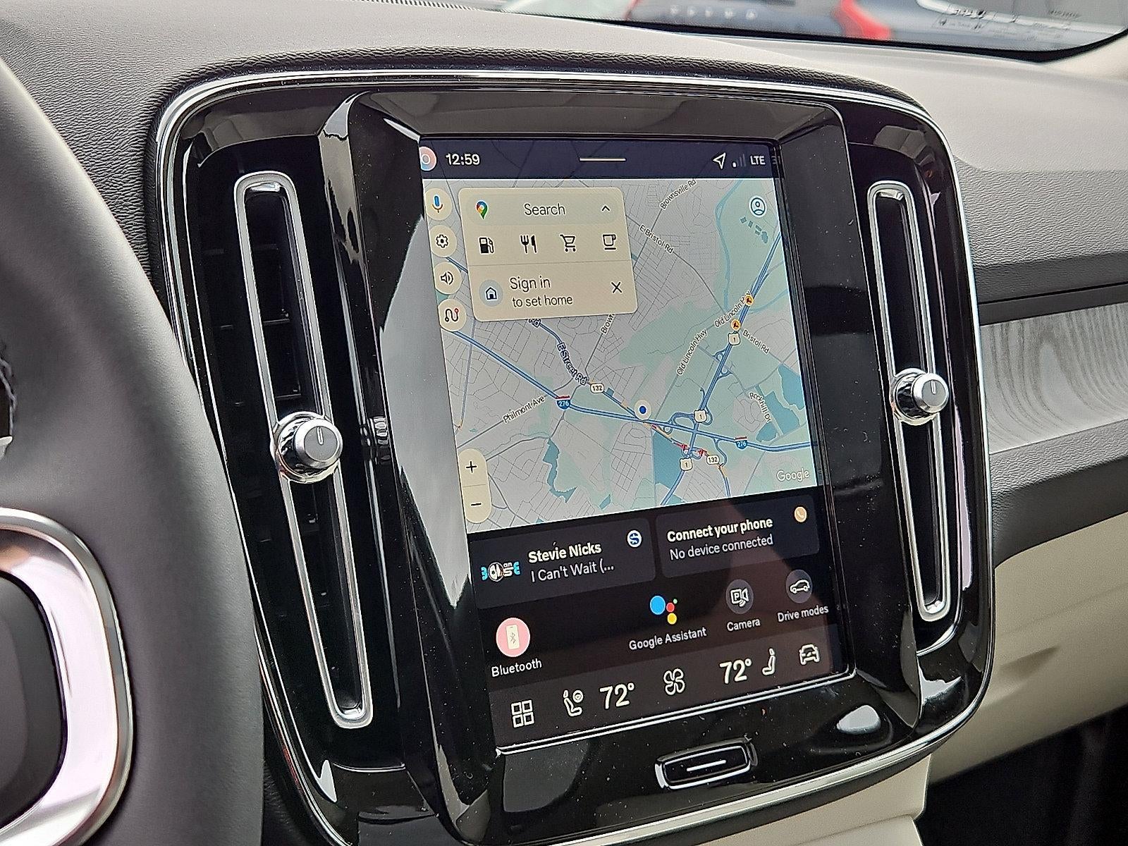 2026 Volvo XC40 B5 AWD Ultra