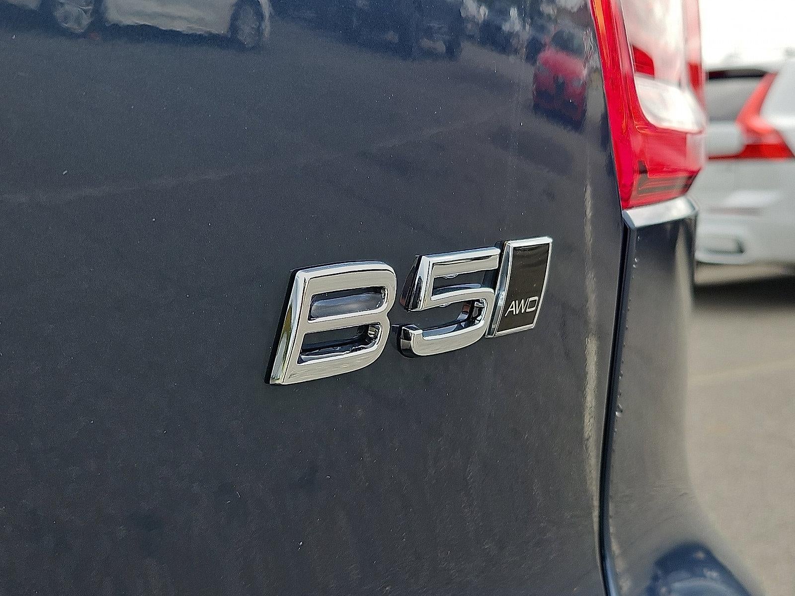 2026 Volvo XC40 B5 AWD Ultra