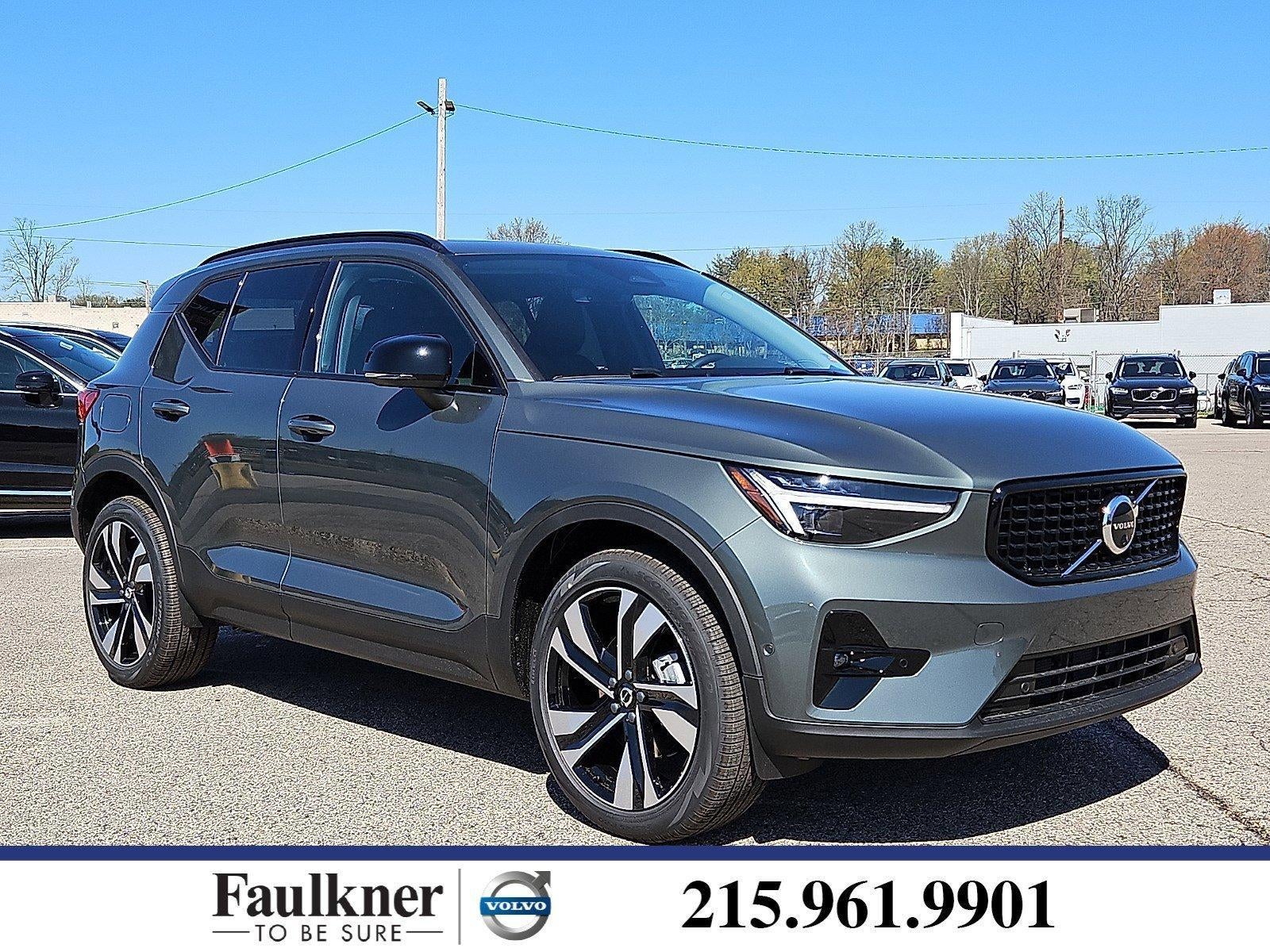 2026 Volvo XC40 B5 AWD Ultra