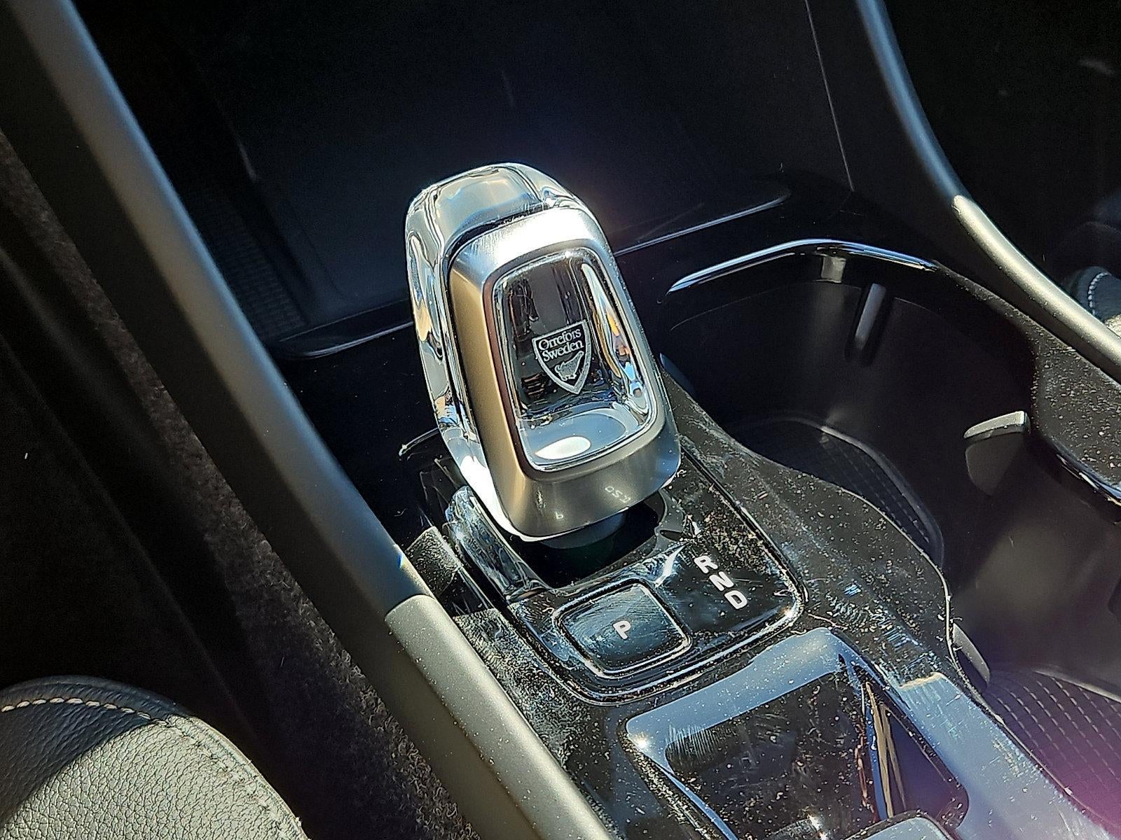 2026 Volvo XC40 B5 AWD Ultra